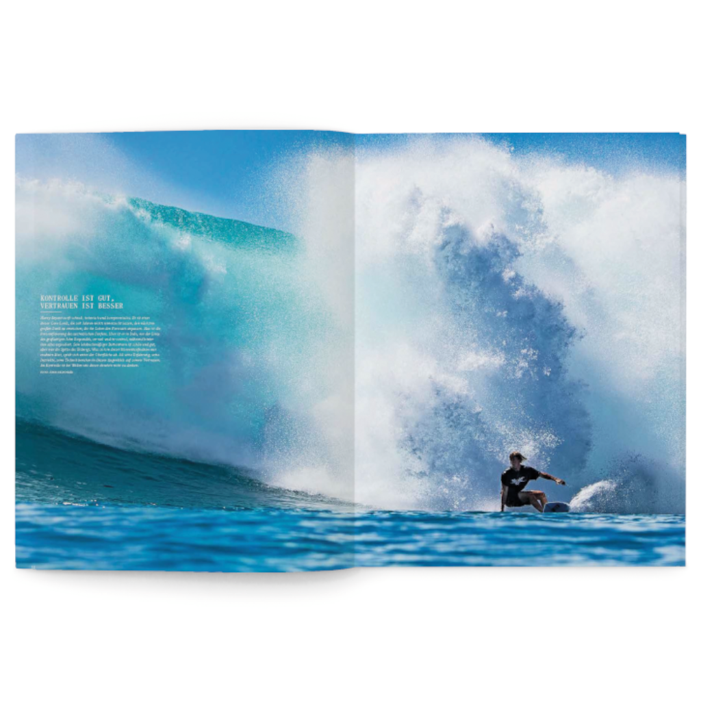 Blue Yearbook 2022 - On Fire Surf Cover