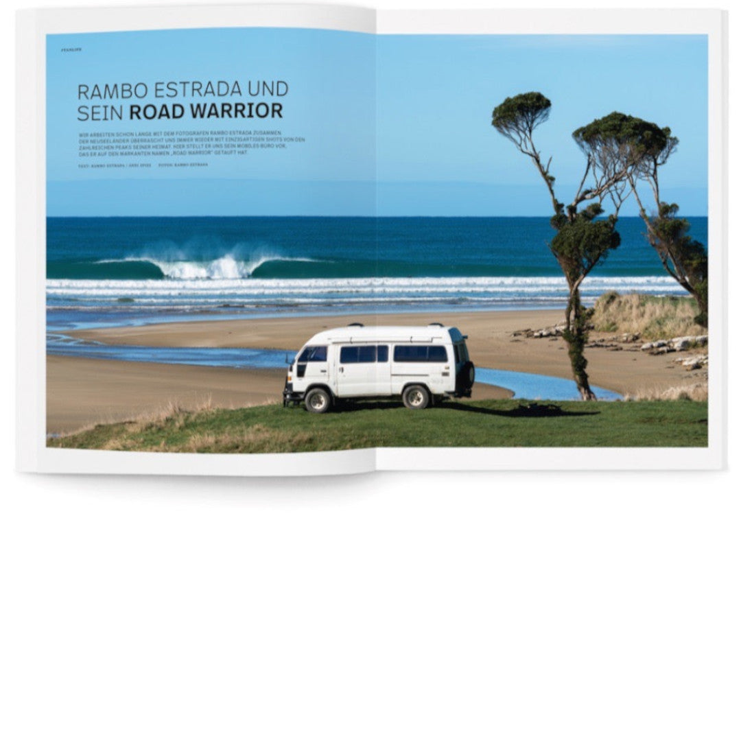 Blue Yearbook 2022 - On Fire Surf Cover