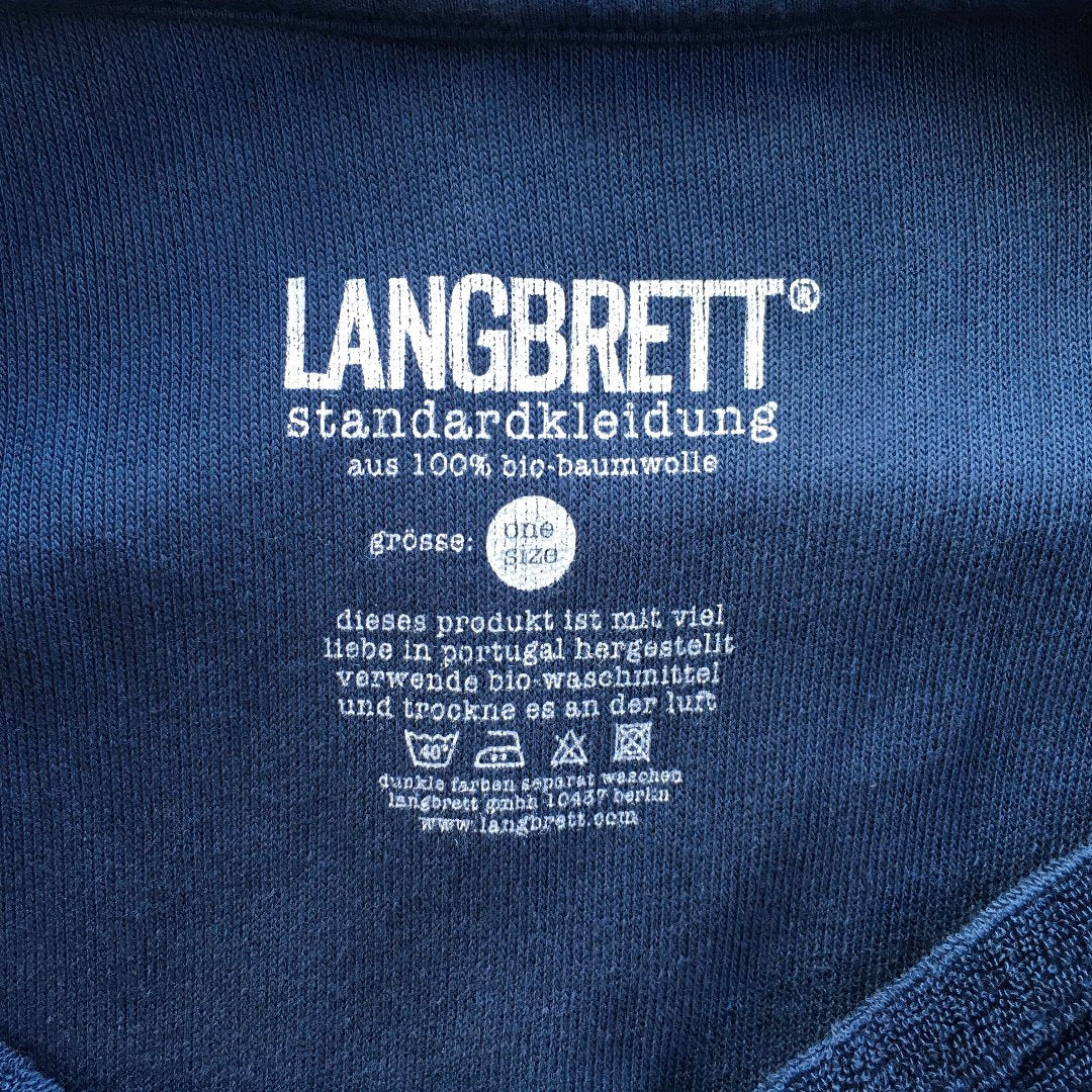 BLUE-Yearbook-Surf-Magazin-Buch-x-Langbrett-Surf-Poncho-4