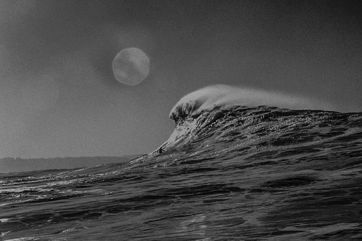 Interview: Lena Kemna über Träume und Realität im Big Wave Surfen
