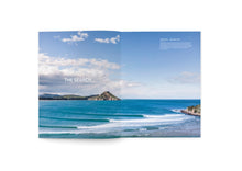Lade das Bild in den Galerie-Viewer, Blue-Yearbook-Surf-Magazin-Buch-2023-Pipeline-Cover-Surf-Magazin-Buch-13

