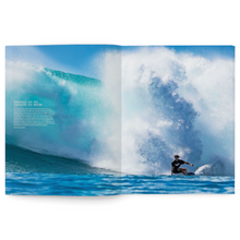 Lade das Bild in den Galerie-Viewer, Blue Yearbook 2022 - On Fire Surf Cover
