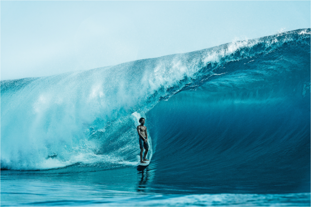 Matahi Drollet at Teahupoo - Fine Art Fotoprint by Tom Pearsall