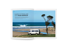 Lade das Bild in den Galerie-Viewer, Blue-Yearbook-Surf-Magazin-Buch-2022-ART-Cover-by-Thomas-Marecki-limited-edition-(200-Stk.)-Surf-Magazin-Buch-10
